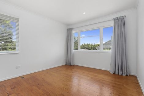 Photo of property in 25 Essex Street, Te Atatu South, Auckland, 0610