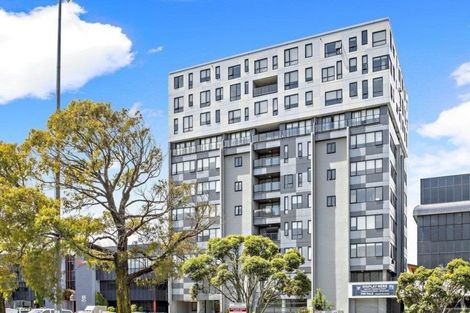 Photo of property in Twin Towers, 1102/17 Putney Way, Manukau, Auckland, 2104