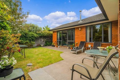 Photo of property in 82 Middleton Road, Upper Riccarton, Christchurch, 8041
