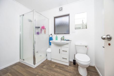 Photo of property in 168 Old Farm Road, Hamilton East, Hamilton, 3216