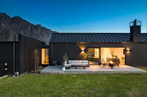 Photo of property in 3 Wanderer Lane, Jacks Point, Queenstown, 9371