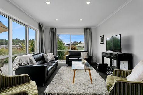 Photo of property in 4 John Norrie Place, Motuoapa, 3382