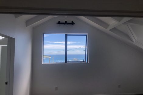 Photo of property in 18 Ngatira Road, Muriwai, Waimauku, 0881