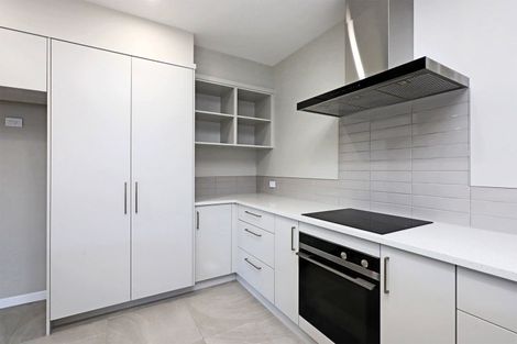 Photo of property in 6 Cassin Place, Taradale, 4112