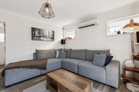 Photo of property in 10 Shirley Avenue, Papakura, 2110