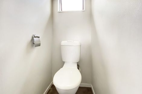 Photo of property in 23 Flaunty Place, West Harbour, Auckland, 0618