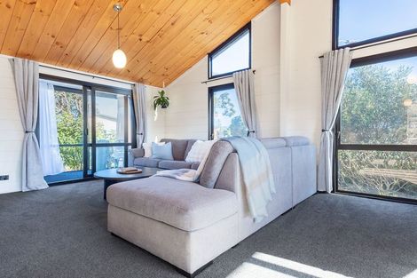 Photo of property in 20 Olive Terrace, Paraparaumu Beach, Paraparaumu, 5032
