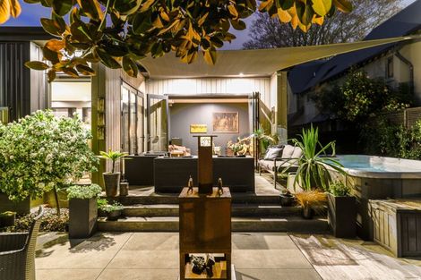 Photo of property in 34 Fendalton Road, Fendalton, Christchurch, 8014