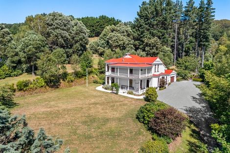 Photo of property in 215a Katherine Mansfield Drive, Whitemans Valley, Upper Hutt, 5371