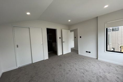 Photo of property in 98f Royal Road, Massey, Auckland, 0614