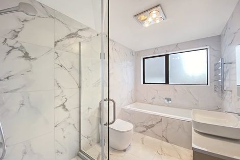 Photo of property in 3a Frontier Lane, Flat Bush, Auckland, 2019