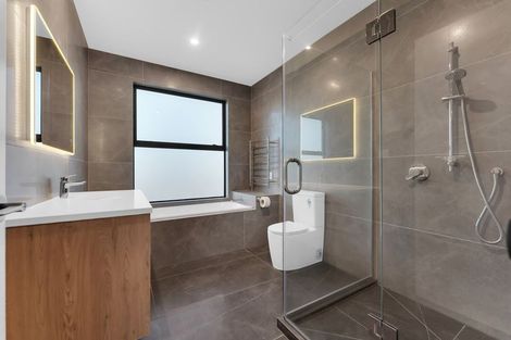 Photo of property in 6 Peet Row, Pokeno, 2471