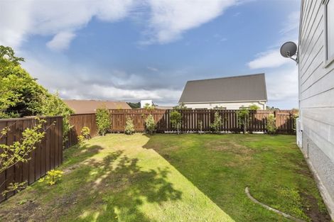 Photo of property in 88 Mercury Way, Whitby, Porirua, 5024