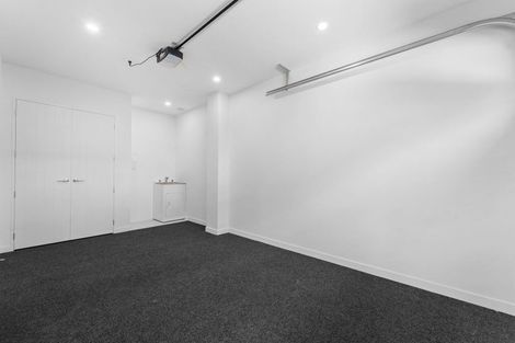 Photo of property in 31 Diana Drive, Glenfield, Auckland, 0627