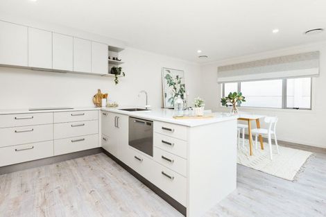 Photo of property in 27 Howard Road, Taradale, Napier, 4112