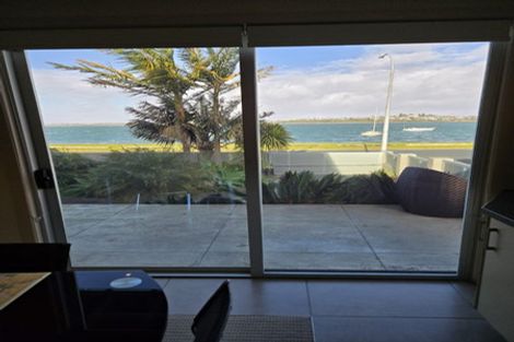 Photo of property in 16 The Parade, Bucklands Beach, Auckland, 2012