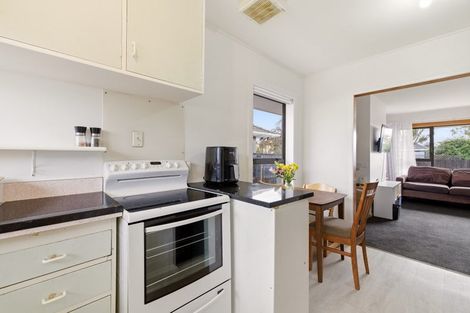 Photo of property in 4 Ontario Place, Wainoni, Christchurch, 8061