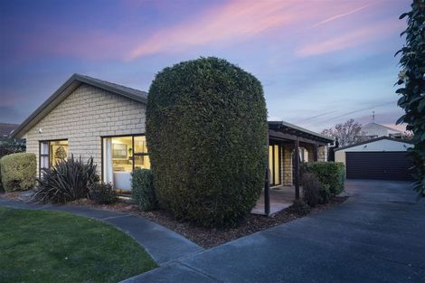 Photo of property in 38 Veitches Road, Casebrook, Christchurch, 8051