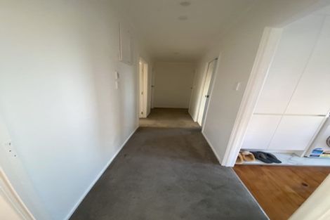 Photo of property in 1/30 Sunnyfield Crescent, Glenfield, Auckland, 0629