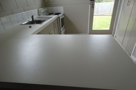 Photo of property in 68a Southsea Crescent, Silverdale, Hamilton, 3216