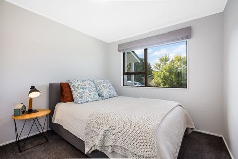 Photo of property in 19 Seagull Place, Whitby, Porirua, 5024