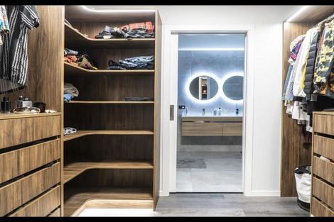 Photo of property in 5 Te Ara Karoiroa Road, Hurford, New Plymouth, 4374