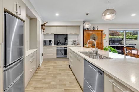 Photo of property in 117b Kawaha Point Road, Kawaha Point, Rotorua, 3010