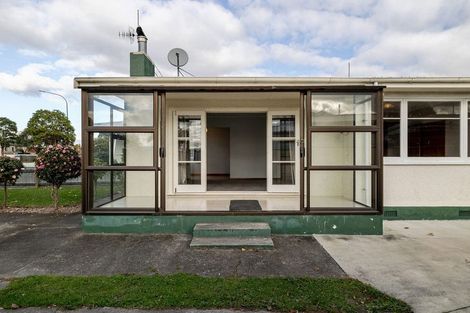 Photo of property in 12 Keith Street, Roslyn, Palmerston North, 4414