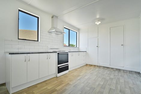 Photo of property in 301 Ruru Place, Camberley, Hastings, 4120