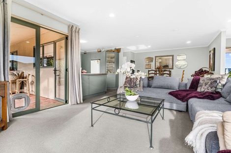 Photo of property in 7 Belgrove Drive, Waipukurau, 4200