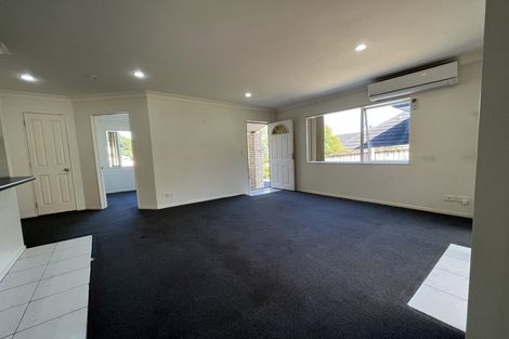 Photo of property in 11 The Enclave, Totara Heights, Auckland, 2105