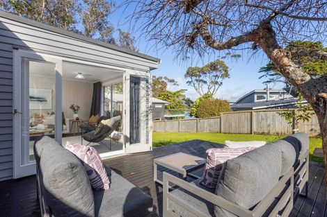 Photo of property in 34a Abbotleigh Avenue, Te Atatu Peninsula, Auckland, 0610