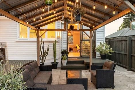 Photo of property in 1/126 Wairakei Road, Bryndwr, Christchurch, 8053
