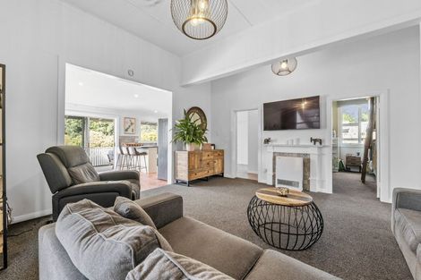 Photo of property in 18 Kawei Road, Ohawe, Hawera, 4671