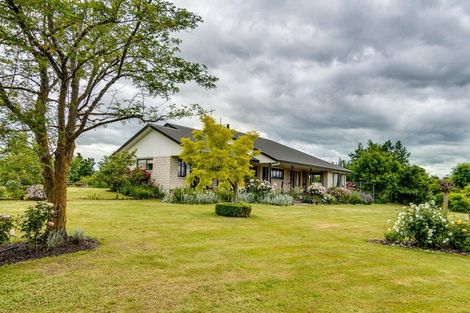 Photo of property in 400 Racecourse Road, Waipukurau, 4282