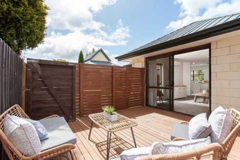 Photo of property in 30 Lees Road, Strowan, Christchurch, 8052
