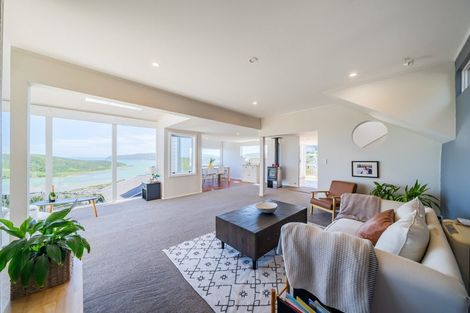 Photo of property in 13 Ettrick Grove, Papakowhai, Porirua, 5024