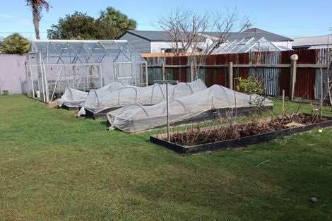 Photo of property in 102 Peel Street, Westport, 7825