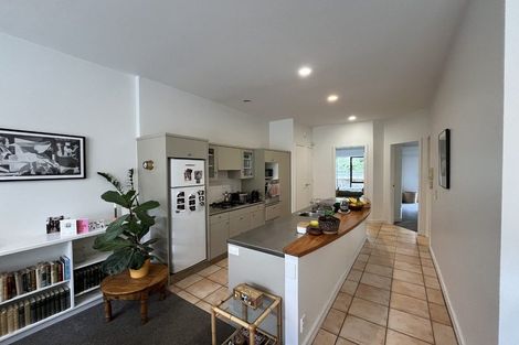 Photo of property in 28u2 Hobson Street, Thorndon, Wellington, 6011