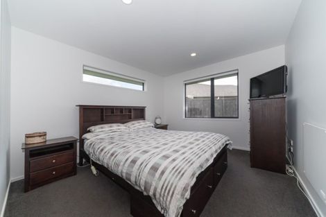 Photo of property in 24 Macdonald Heights, Feilding, 4702