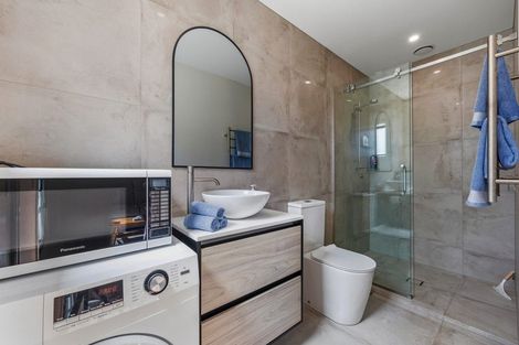Photo of property in 15 Muster Road, Jacks Point, 9371