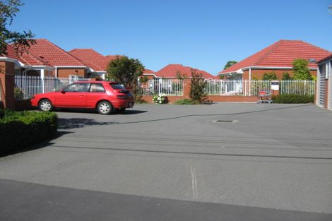 Photo of property in 12 Golf Links Road, Shirley, Christchurch, 8061