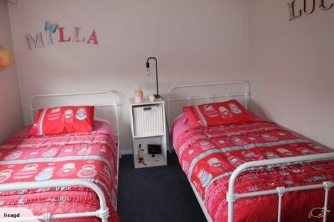 Photo of property in 8a Tybalt Street, Stratford, 4332