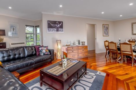 Photo of property in 12 Wood Street, Greytown, 5712