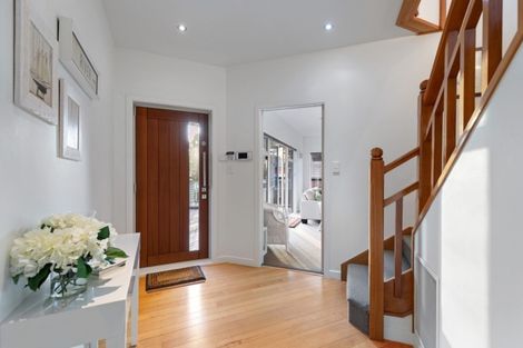 Photo of property in 58 Memorial Drive, Hamilton East, Hamilton, 3216