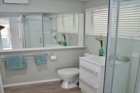 Photo of property in 22 Alberta Street, Acacia Bay, Taupo, 3330