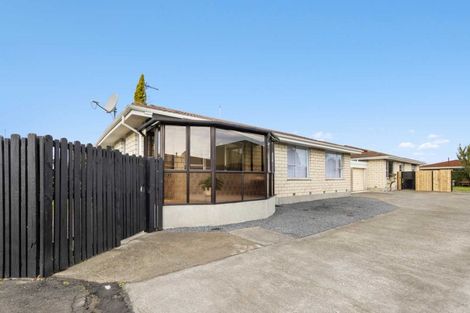 Photo of property in 1/40a Chipping Lane, Redwood, Christchurch, 8051