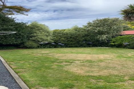 Photo of property in 64 Crofton Road, Harewood, Christchurch, 8051