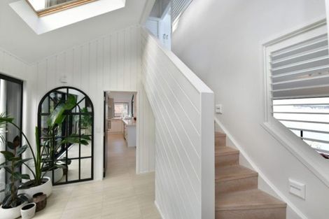 Photo of property in 254 Wade River Road, Wade Heads, Whangaparaoa, 0932