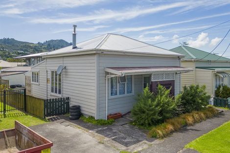 Photo of property in 106 Mackay Street, Thames, 3500